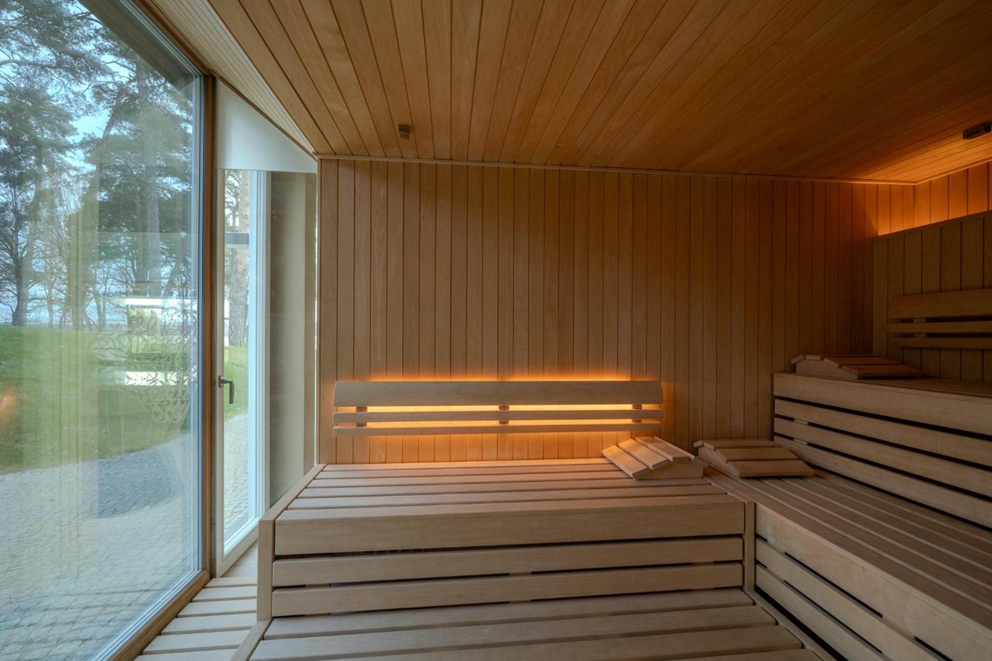 Marina Apartment Am See Mit Pool Und Sauna Bad Saarow Exterior photo